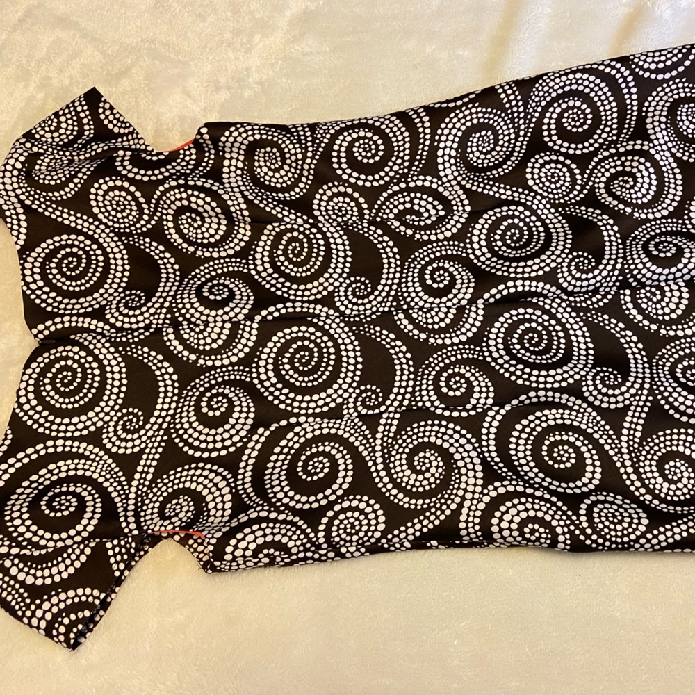 London Times Dress Size 8 … with pockets!